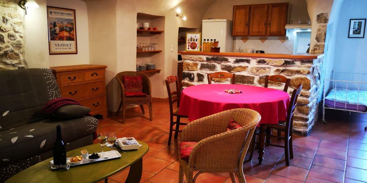 Bed and Breakfast Les Jardins Du Mas Evesque Rousson  Exterior foto