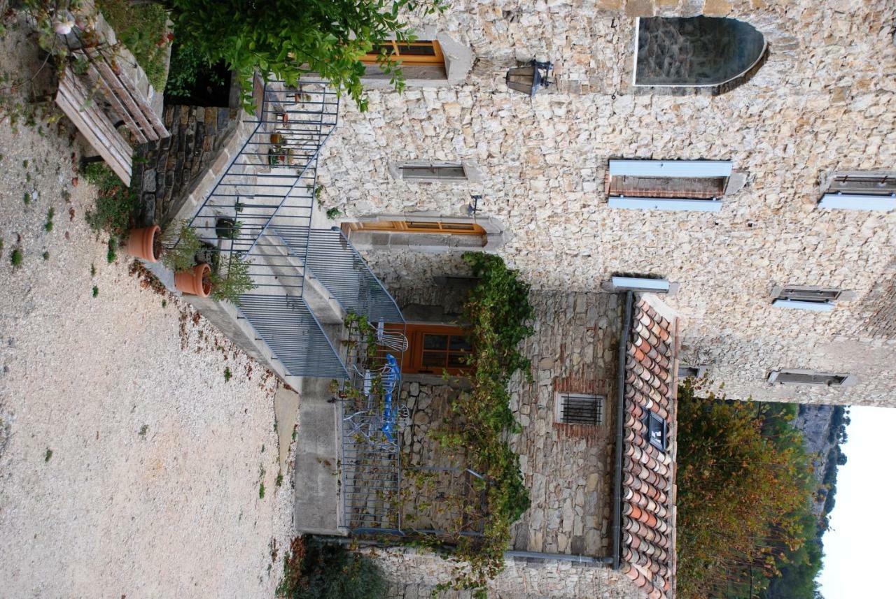 Bed and Breakfast Les Jardins Du Mas Evesque Rousson  Exterior foto