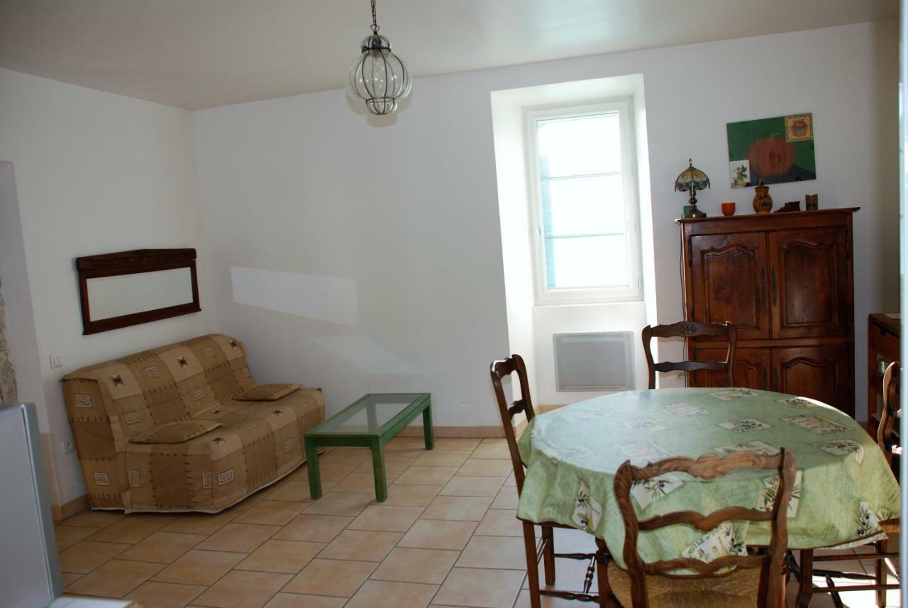 Bed and Breakfast Les Jardins Du Mas Evesque Rousson  Exterior foto
